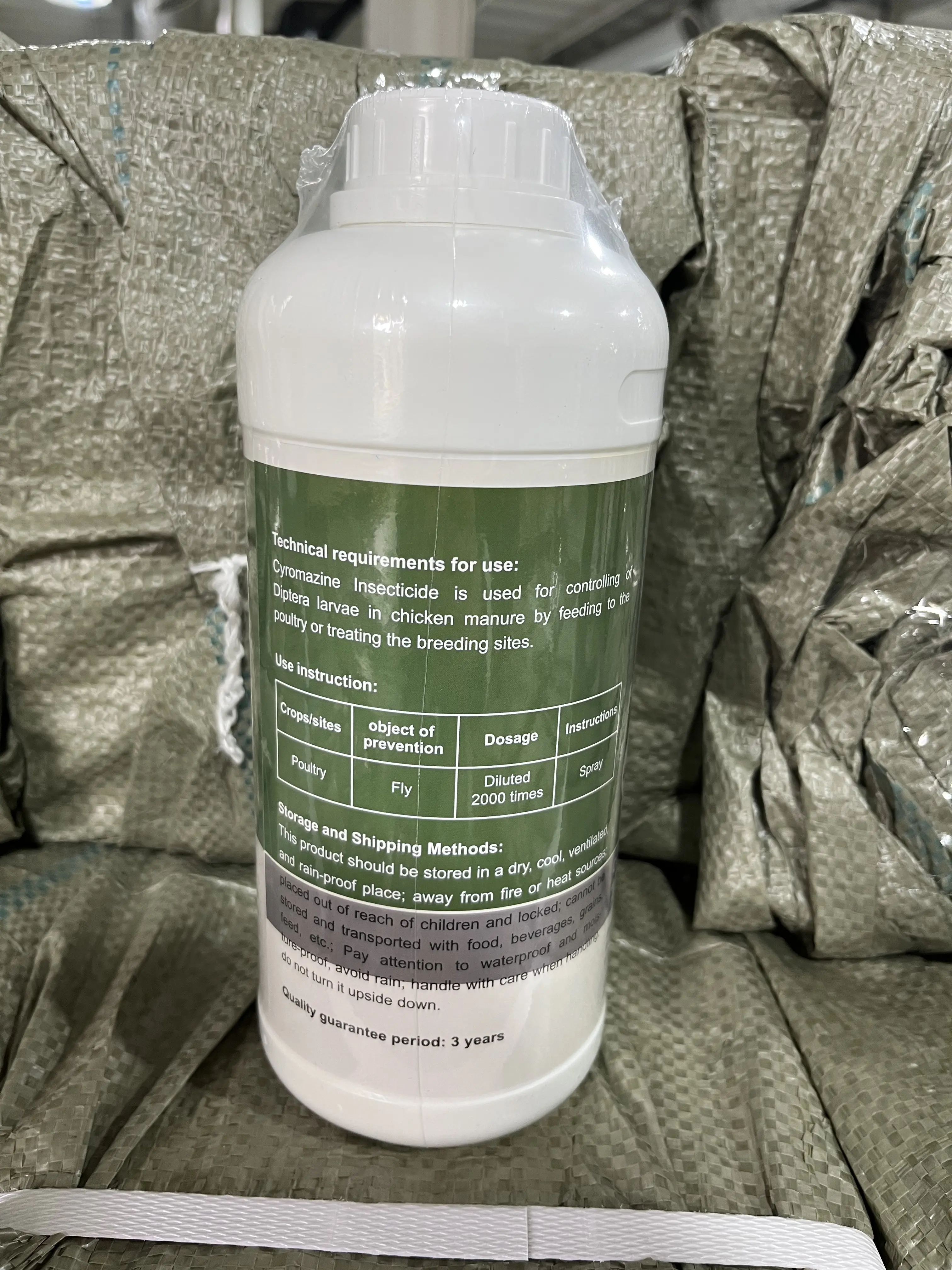 Factory Supply Agrochemical Insecticide High Quality Cyro...